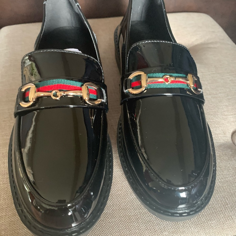 Paten leather loafers